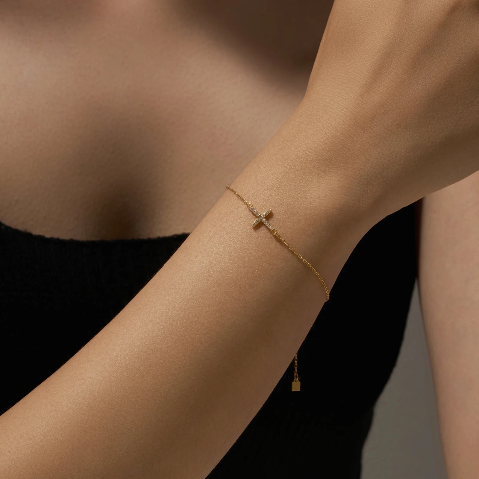 Cross Pendant Bracelet