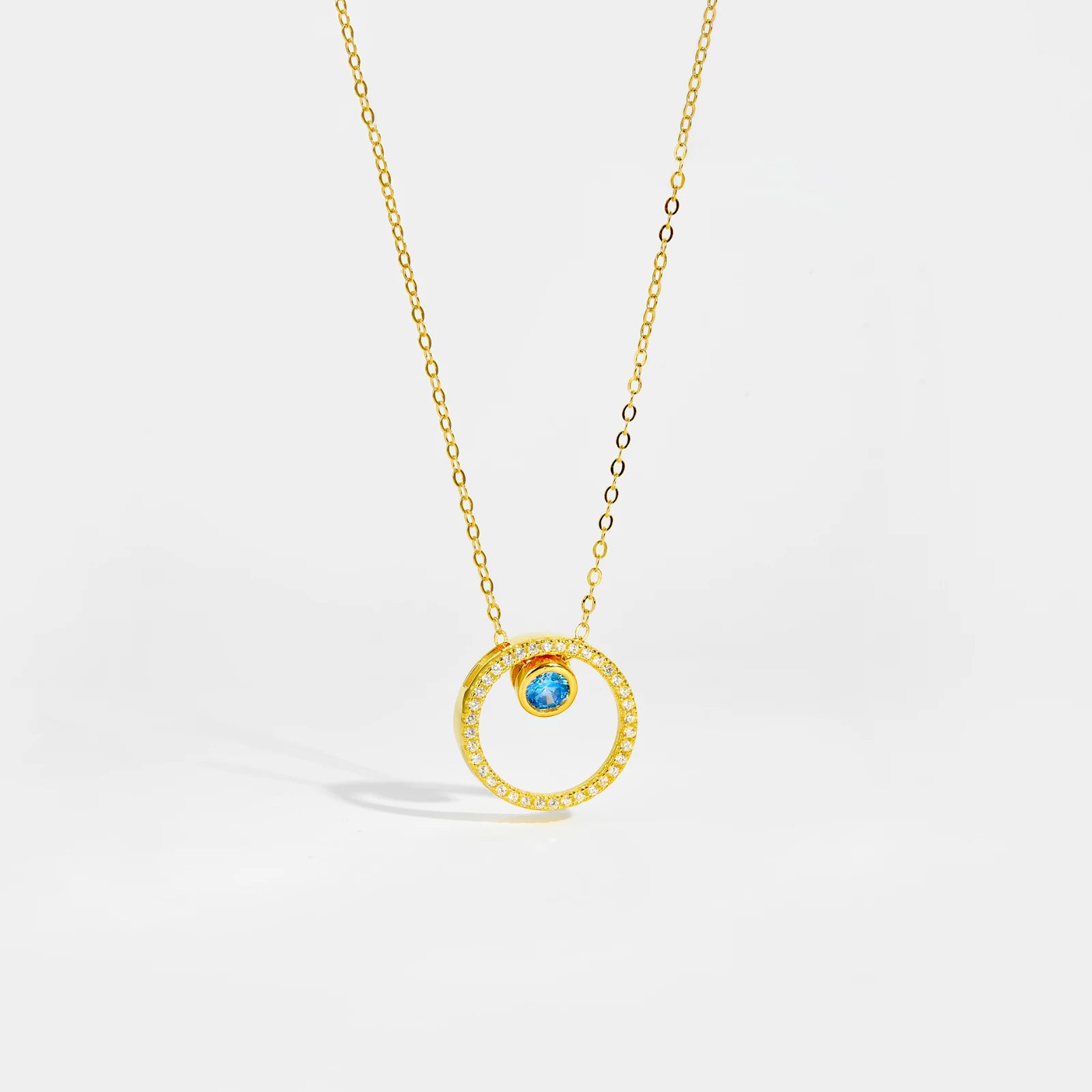 Gold Circle Pendant Necklace
